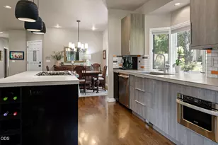 60733 Breckenridge St, Bend, OR 97702 - Photo 9