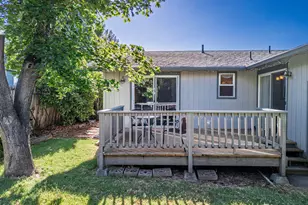 1968 Spring St, Medford, OR 97504 - Photo 9