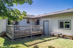 1968 Spring St, Medford, OR 97504 - Photo 5