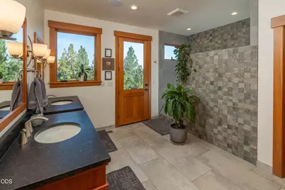 1624 NW Overlook Drive, Bend, OR 97703 - Photo 21