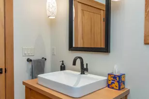 1624 NW Overlook Dr, Bend, OR 97703 - Photo 19