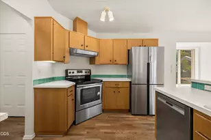 65015 Hopper Rd, Bend, OR 97703 - Photo 15