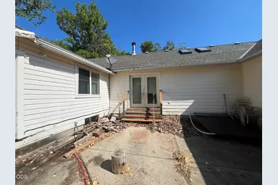 8720 Butte Falls Highway, Eagle Point, OR 97524 - Photo 21