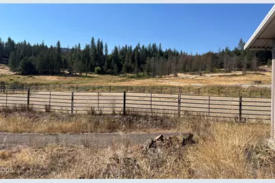 8720 Butte Falls Highway, Eagle Point, OR 97524 - Photo 17