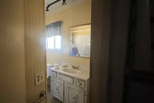 8720 Butte Falls Hwy, Eagle Point, OR 97524 - Photo 15