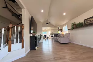 764 NW 19th Pl, Redmond, OR 97756 - Photo 5