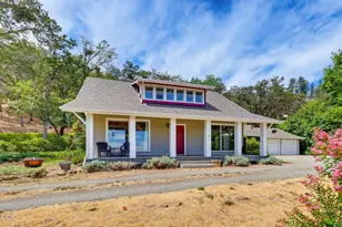 2657 Old Stage Rd, Central Point, OR 97502 - Photo 5
