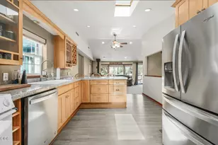 216 Terrace Dr, Glide, OR 97443 - Photo 9