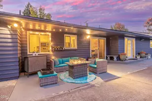 349 Lindero, Medford, OR 97504 - Photo 85
