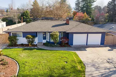 349 Lindero, Medford, OR 97504 - Photo 7