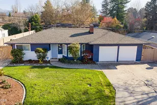 349 Lindero, Medford, OR 97504 - Photo 7