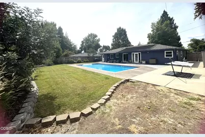 349 Lindero, Medford, OR 97504 - Photo 57