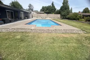 349 Lindero, Medford, OR 97504 - Photo 49