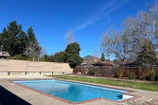 349 Lindero, Medford, OR 97504 - Photo 47