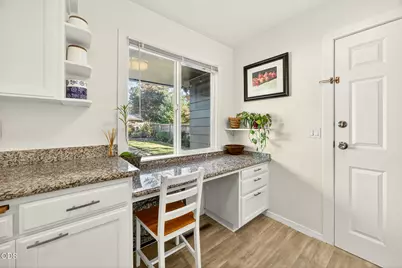 349 Lindero, Medford, OR 97504 - Photo 21