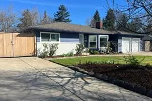 349 Lindero, Medford, OR 97504 - Photo 65