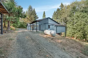 283 Upper Terrace Ln, Glide, OR 97443 - Photo 31