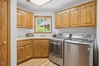 4801 Azalea Drive, Grants Pass, OR 97526 - Photo 29