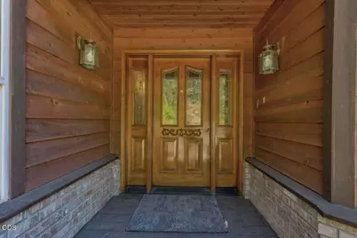 4801 Azalea Drive, Grants Pass, OR 97526 - Photo 3