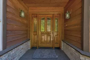 4801 Azalea Dr, Grants Pass, OR 97526 - Photo 3