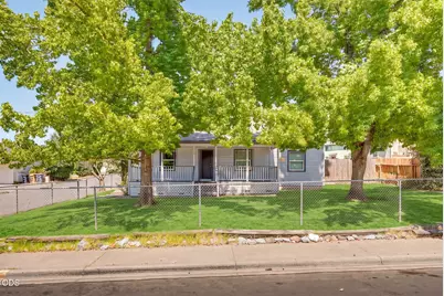 2082 NE Fairview Avenue, Grants Pass, OR 97526 - Photo 3