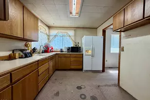 3526 Altamont Dr, Klamath Falls, OR 97603 - Photo 9