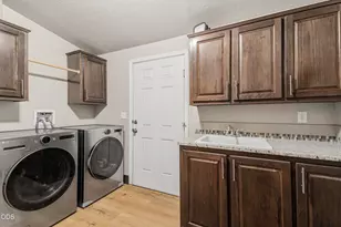 69435 Hinkle Butte Dr, Sisters, OR 97759 - Photo 51