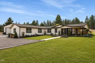 69435 Hinkle Butte Dr, Sisters, OR 97759 - Photo 5