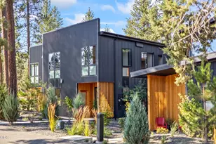 515 N Pine St, Sisters, OR 97759 - Photo 1