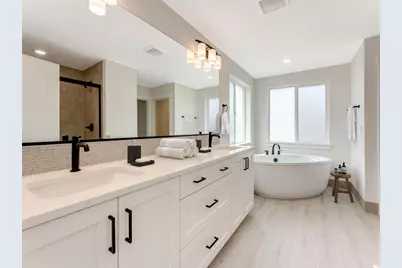 3051 NE Brownstone Place, Bend, OR 97701 - Photo 15