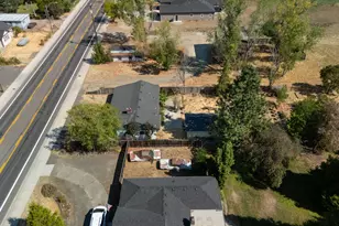 [Address not provided], Medford, OR 97501 - Photo 31