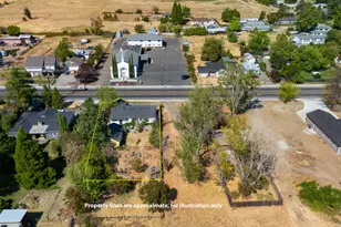 795 Lozier Ln, Medford, OR 97501 - Photo 19
