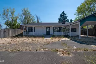 795 Lozier Ln, Medford, OR 97501 - Photo 1