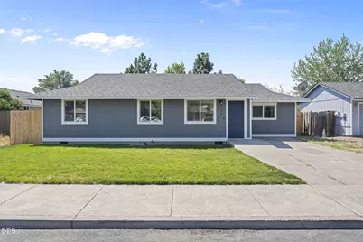 3118 SW Quartz Avenue, Redmond, OR 97756 - Photo 1