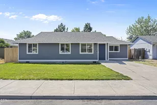 3118 SW Quartz Ave, Redmond, OR 97756 - Photo 1