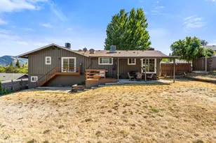 712 NW Savage St, Grants Pass, OR 97526 - Photo 29