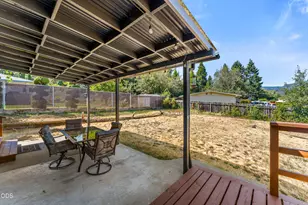 712 NW Savage St, Grants Pass, OR 97526 - Photo 27