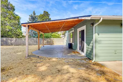 208 Kings Way, Central Point, OR 97502 - Photo 37