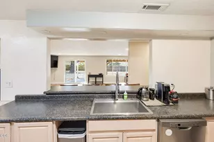 208 Kings Way, Central Point, OR 97502 - Photo 15