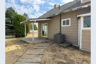 7465 Table Rock Terrace, Central Point, OR 97502 - Photo 7