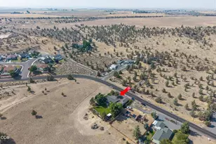 705 SW Belmont Ln, Madras, OR 97741 - Photo 33