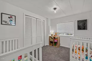54761 Pinewood Ave, Bend, OR 97707 - Photo 21