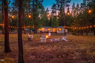 54761 Pinewood Avenue, Bend, OR 97707 - Photo 35