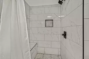 54761 Pinewood Ave, Bend, OR 97707 - Photo 21