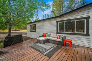 54761 Pinewood Ave, Bend, OR 97707 - Photo 3