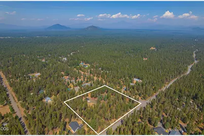 54761 Pinewood Avenue, Bend, OR 97707 - Photo 37