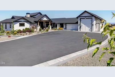 7521 SW Mill Iron Circle, Powell Butte, OR 97753 - Photo 3