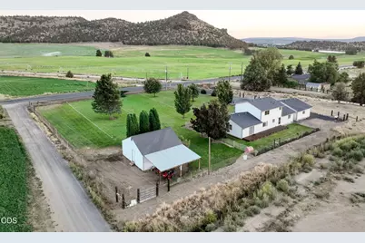 3061 NE Barnes Butte Road, Prineville, OR 97754 - Photo 3