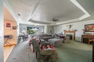 2954 Farmington Ave, Medford, OR 97504 - Photo 7