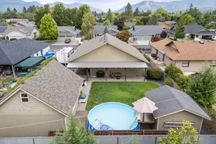 854 Delsie Dr, Grants Pass, OR 97527 - Photo 33